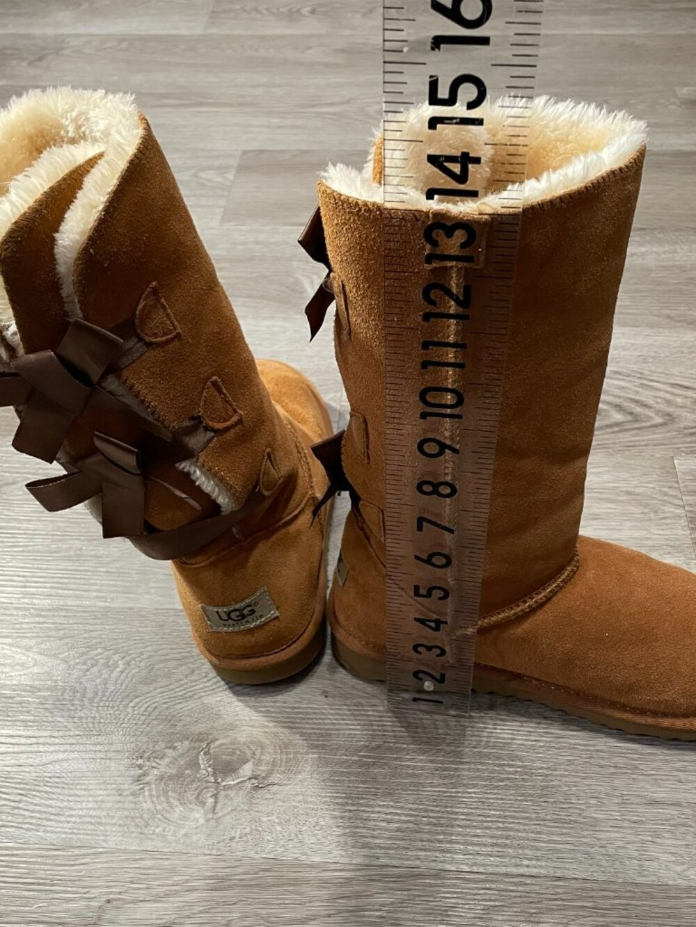 UGG Brown Ribbon Boots 9 - Picture 4 of 11